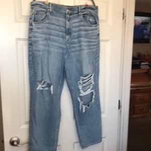 AE plus size jeans size 20S.  Highest rise 90’s boyfriend jeans.